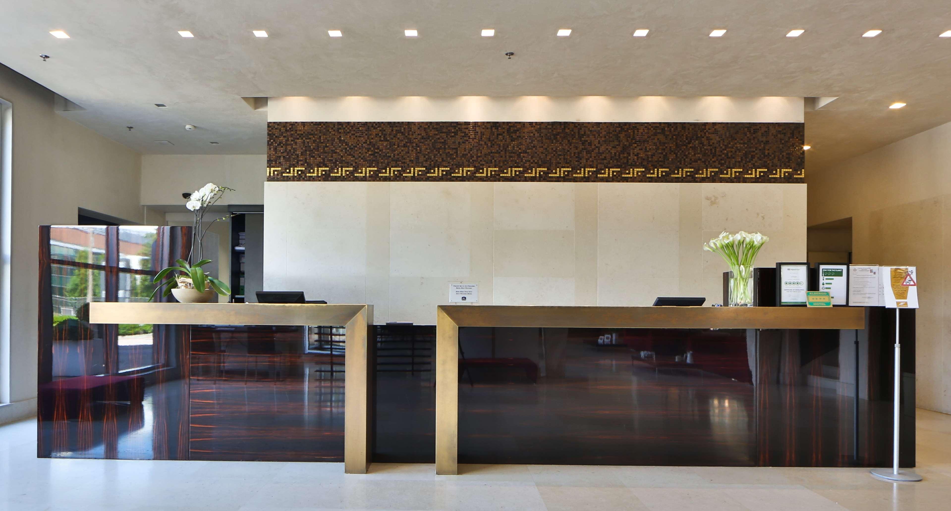 Best Western Plus Hotel Le Favaglie Cornaredo Esterno foto