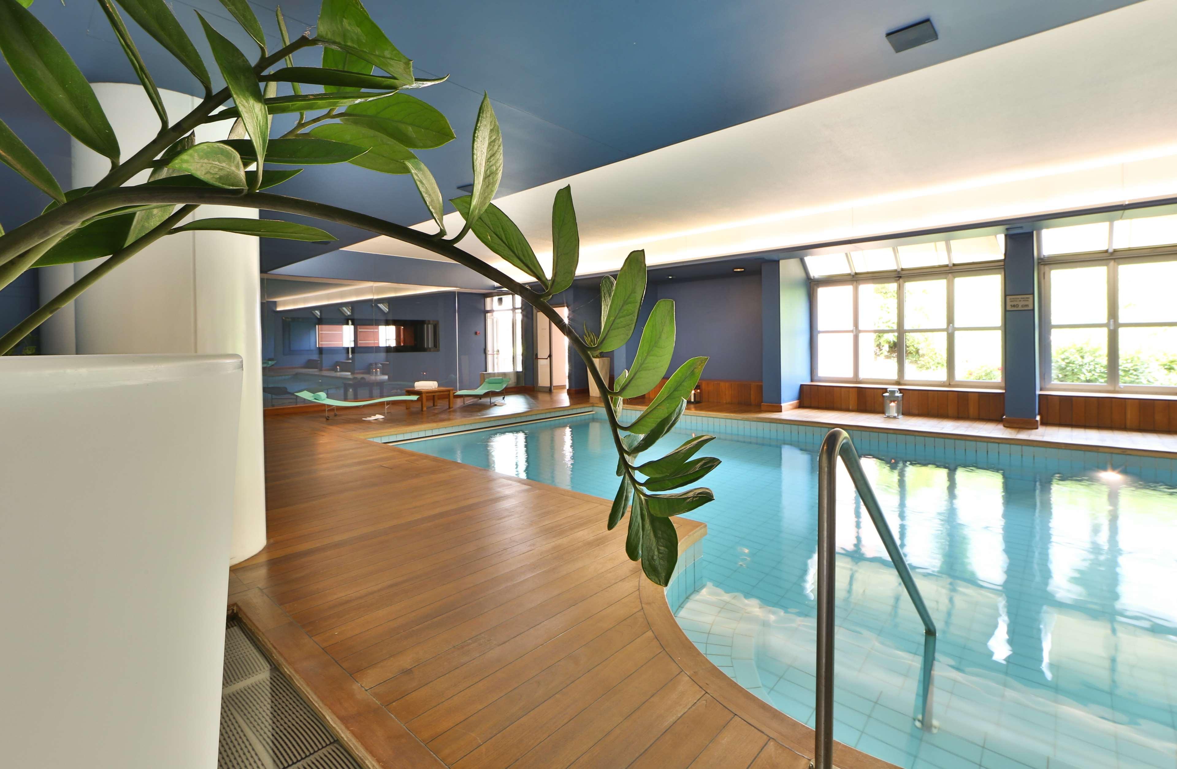 Best Western Plus Hotel Le Favaglie Cornaredo Esterno foto