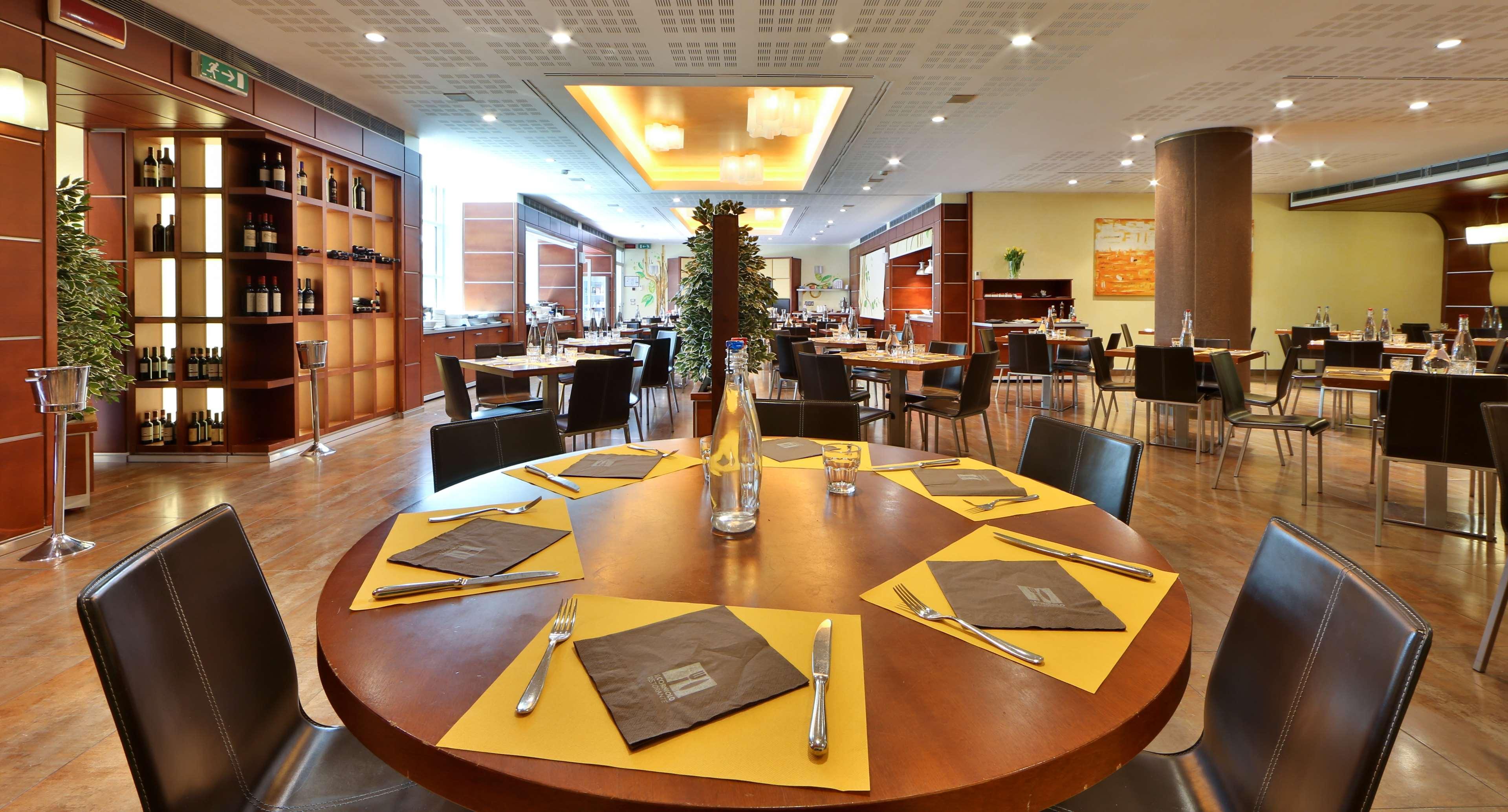 Best Western Plus Hotel Le Favaglie Cornaredo Esterno foto