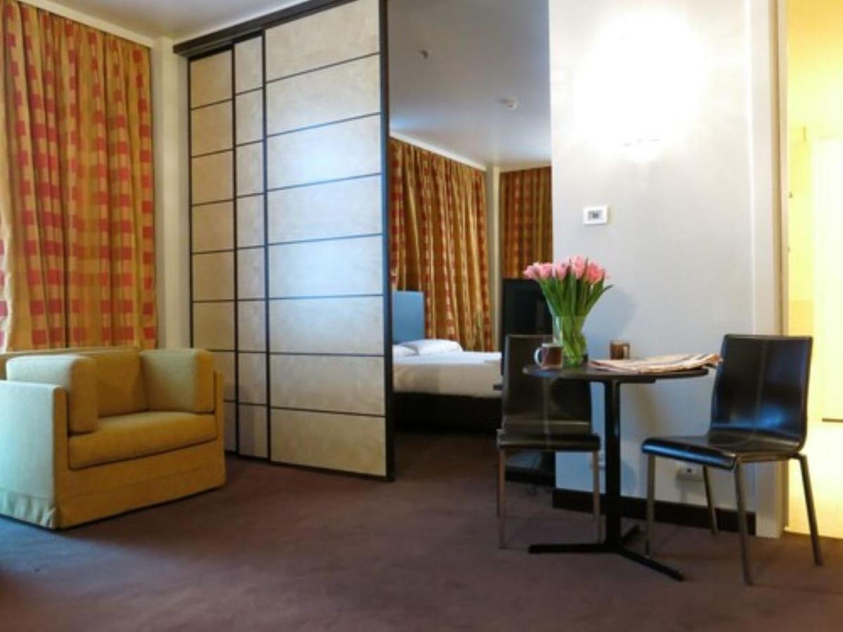 Best Western Plus Hotel Le Favaglie Cornaredo Esterno foto
